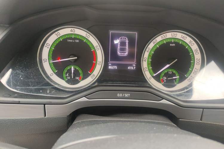 Used Skoda Superb 2019 TSI280 DSG Comfort Edition Odometer Close Up