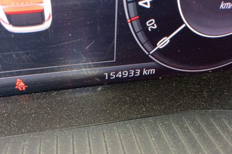 Used Skoda Superb 2019 TSI330 DSG Comfort Edition Odometer Close Up