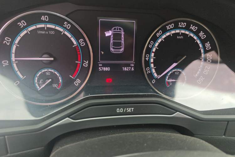Used Skoda Superb 2019 Facelifted TSI280 DSG Comfort Edition Odometer Close Up
