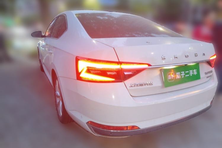 Used Skoda Superb 2019 Restyled TSI330 DSG Comfort Edition Rear Left 45 Deg