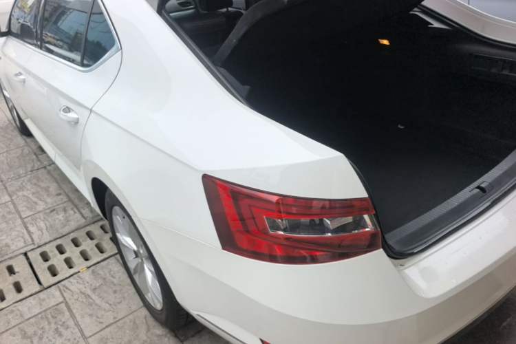 Used Skoda Superb 2019 TSI280 DSG Comfort Edition Rear Left 45 Deg