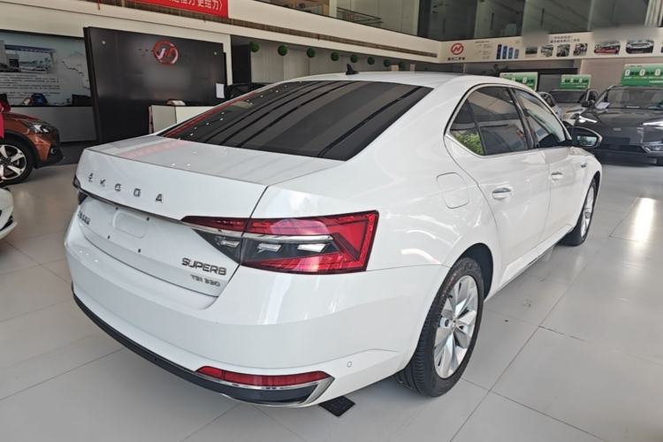 Used Skoda Superb 2019 Restyled TSI330 DSG Comfort Edition Rear Right 45 Deg