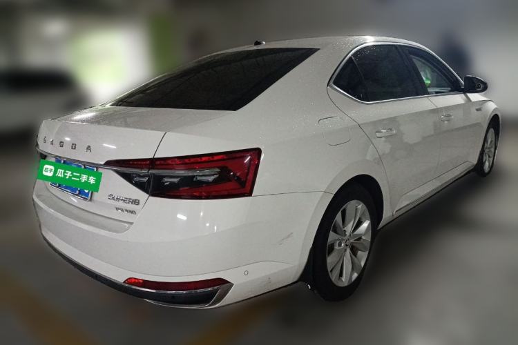 Used Skoda Superb 2019 Restyled TSI330 DSG Comfort Edition Rear Right 45 Deg