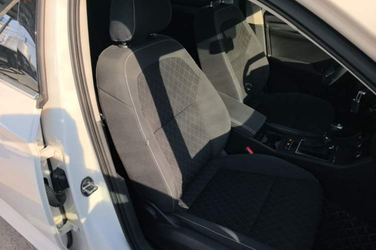 Used Skoda Superb 2019 TSI280 DSG Standard Edition Right Front Seat