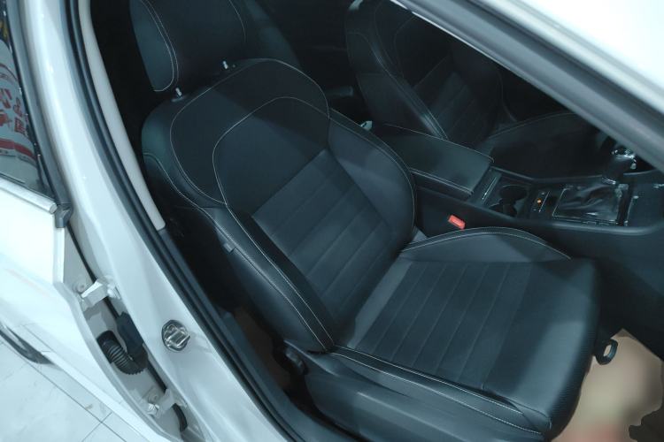 Used Skoda Superb 2019 TSI280 DSG Comfort Edition Right Front Seat