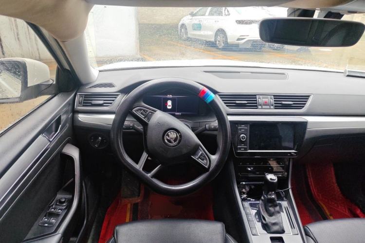 Used Skoda Superb 2019 TSI330 DSG Comfort Edition Steering Wheel