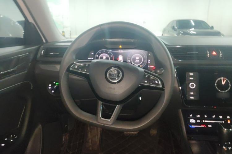 Used Skoda Superb 2019 Restyled TSI330 DSG Comfort Edition Steering Wheel