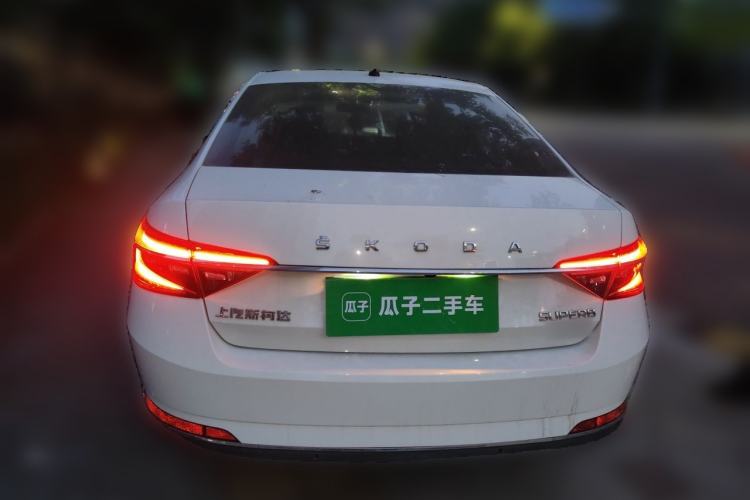 Used Skoda Superb 2019 Restyled TSI330 DSG Comfort Edition Trunk
