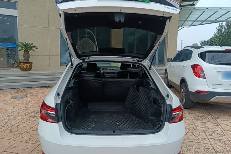 Used Skoda Superb 2019 TSI280 DSG Comfort Edition Trunk