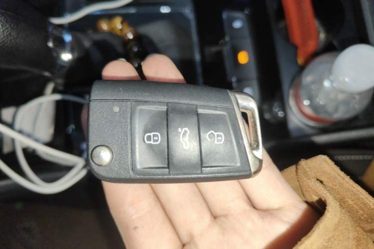Used Skoda Superb 2019 Restyled TSI330 DSG Comfort Edition Vehicle Key