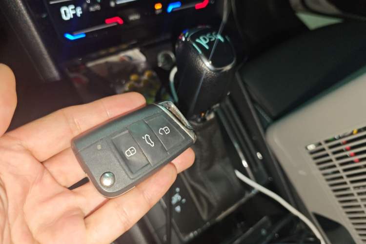 Used Skoda Superb 2019 Restyled TSI330 DSG Comfort Edition Vehicle Key