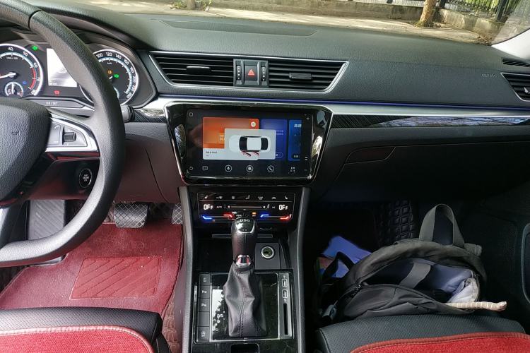 Used Skoda Superb 2019 Facelifted TSI280 DSG Comfort Edition Audio And AC Panel