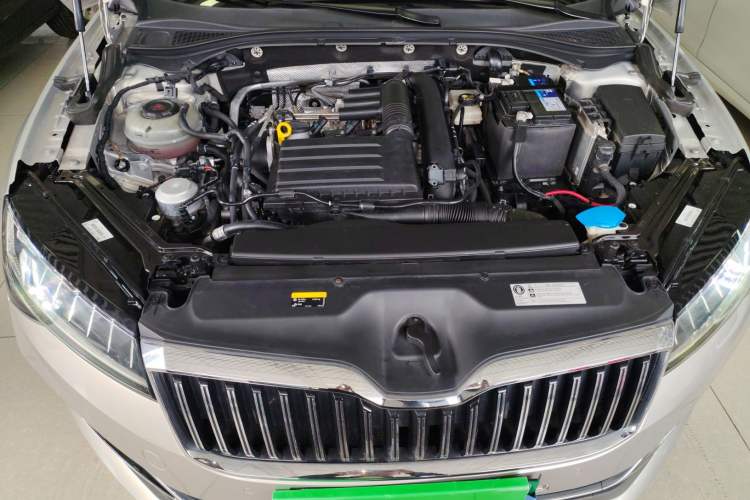 Used Skoda Superb 2019 Facelifted TSI280 DSG Comfort Edition Engine Bay