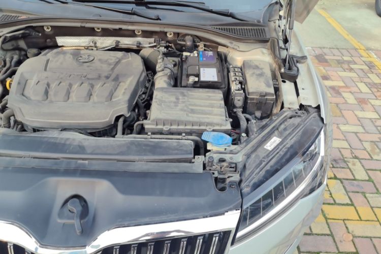 Used Skoda Superb 2019 Restyled TSI330 DSG Comfort Edition Engine Bay Left