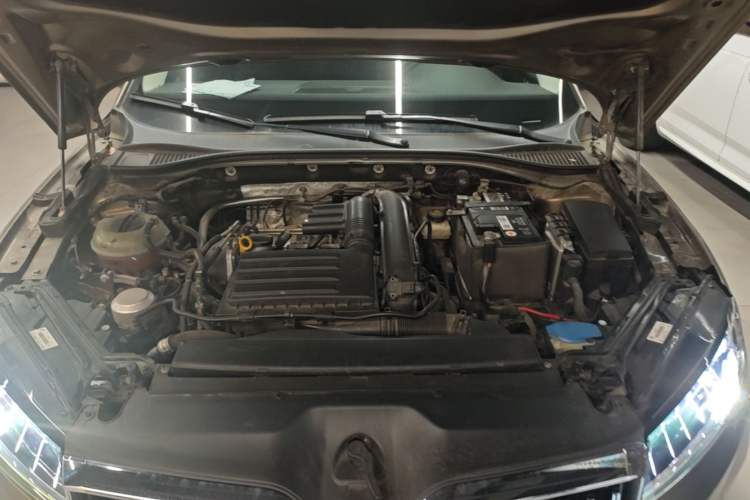 Used Skoda Superb 2019 TSI280 DSG Comfort Edition Engine Bay