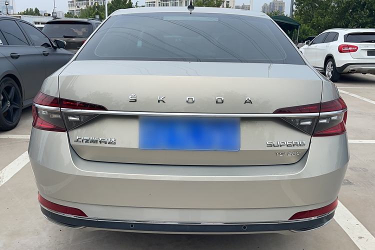 Used Skoda Superb 2019 TSI280 DSG Comfort Edition Exterior 6