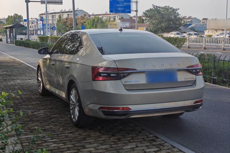 Used Skoda Superb 2019 Facelifted TSI280 DSG Comfort Edition Exterior 7