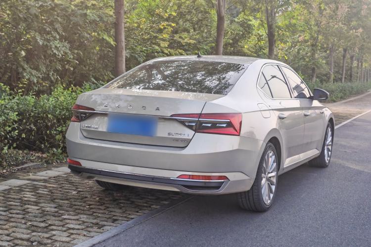 Used Skoda Superb 2019 Facelifted TSI280 DSG Comfort Edition Exterior 9