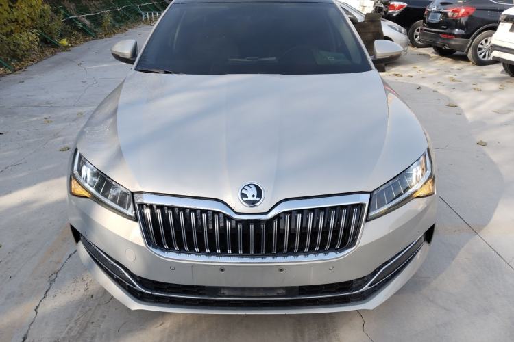 Used Skoda Superb 2019 Facelifted TSI280 DSG Comfort Edition Front