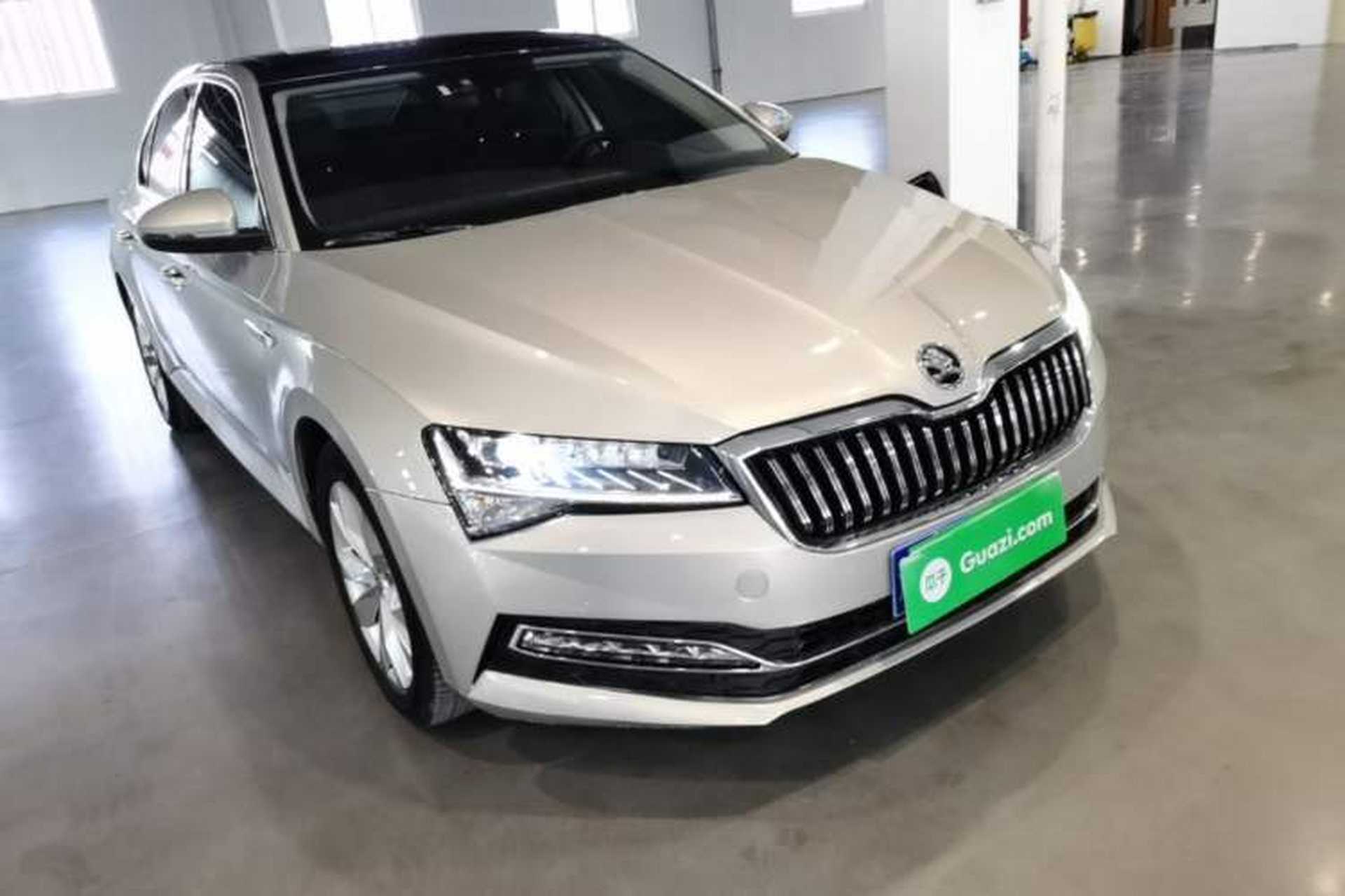 Used Skoda Superb 2019 TSI280 DSG Comfort Edition Front Right 45 Deg