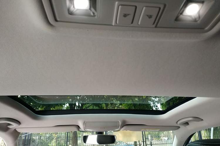 Used Skoda Superb 2019 Facelifted TSI280 DSG Comfort Edition Headliner