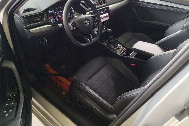 Used Skoda Superb 2019 Facelifted TSI280 DSG Comfort Edition Left Front Seat