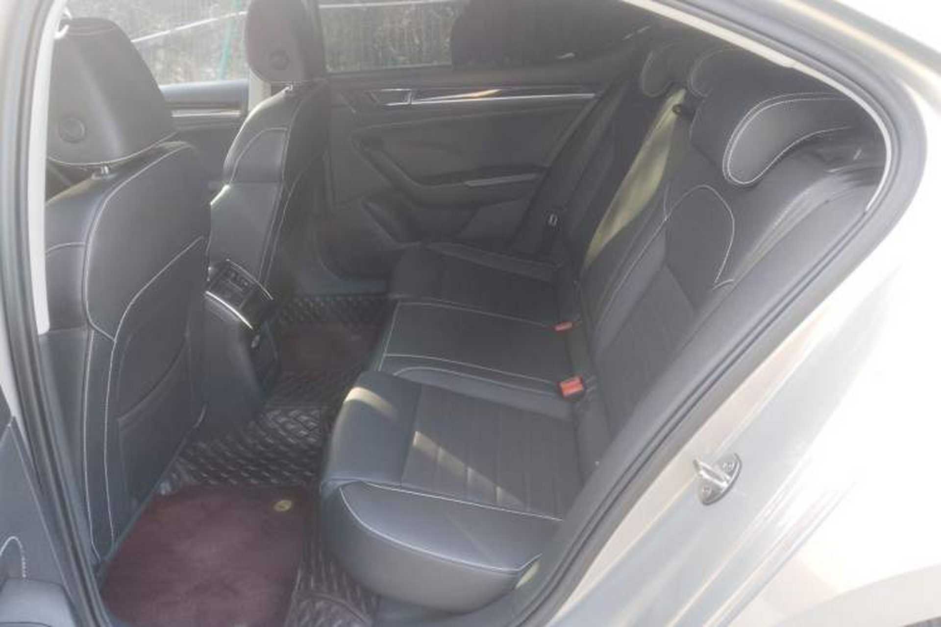 Used Skoda Superb 2019 Facelifted TSI280 DSG Comfort Edition Left Rear Seat