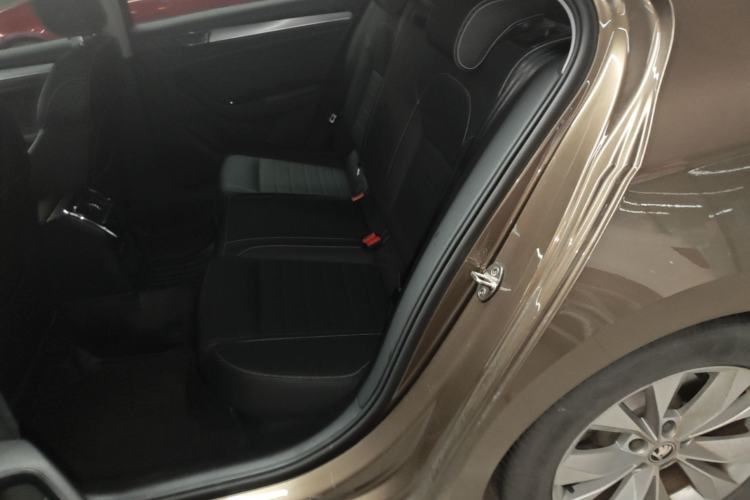 Used Skoda Superb 2019 TSI280 DSG Comfort Edition Left Rear Seat