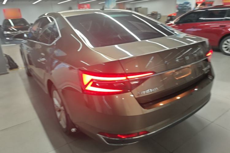 Used Skoda Superb 2019 TSI280 DSG Comfort Edition Rear Left 45 Deg