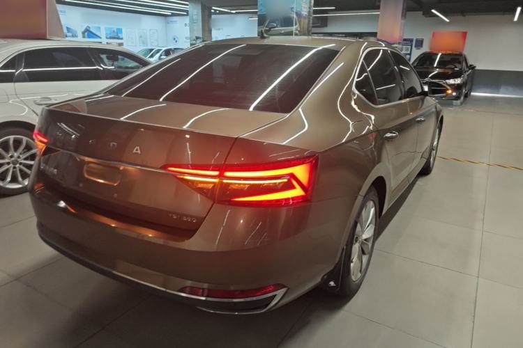 Used Skoda Superb 2019 TSI280 DSG Comfort Edition Rear Right 45 Deg