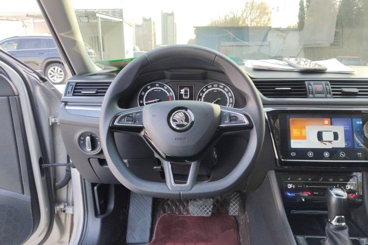 Used Skoda Superb 2019 Facelifted TSI280 DSG Comfort Edition Steering Wheel