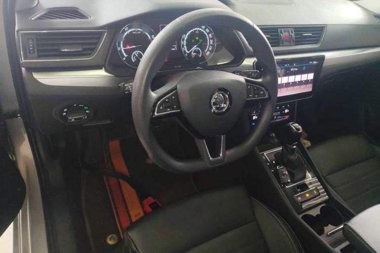 Used Skoda Superb 2019 Facelifted TSI280 DSG Comfort Edition Steering Wheel