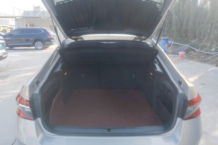 Used Skoda Superb 2019 Facelifted TSI280 DSG Comfort Edition Trunk