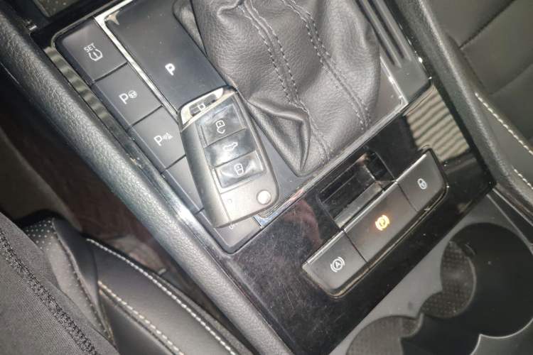 Used Skoda Superb 2019 Facelifted TSI280 DSG Comfort Edition Vehicle Key