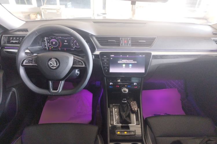 Used Skoda Superb 2021 TSI330 DSG Comfort Edition Center Console