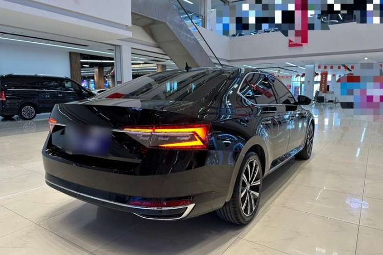 Used Skoda Superb 2021 TSI330 DSG Comfort Edition Exterior 3
