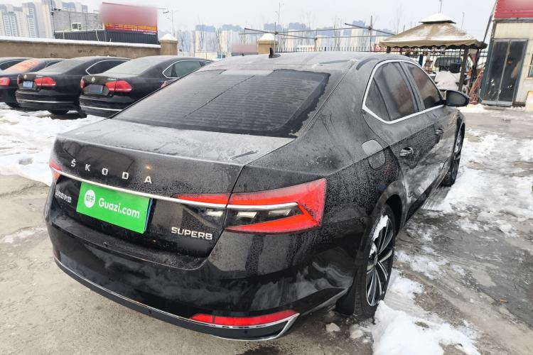 Used Skoda Superb 2021 TSI330 DSG Luxury Edition Exterior 5