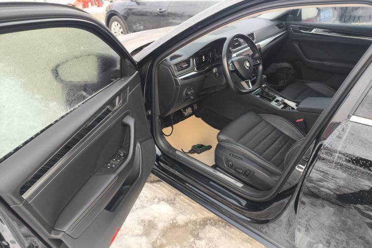 Used Skoda Superb 2021 TSI330 DSG Luxury Edition Interior 3