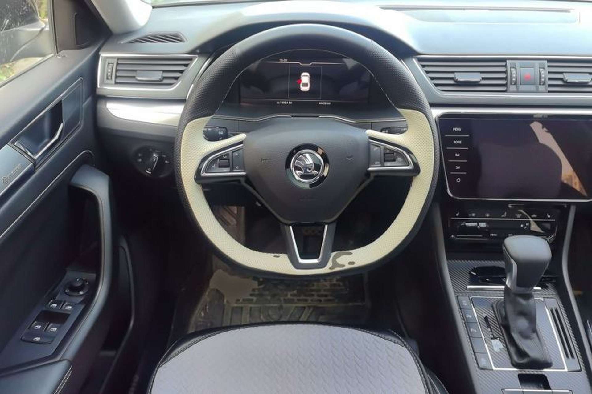 Used Skoda Superb 2021 TSI330 DSG Comfort Edition Steering Wheel