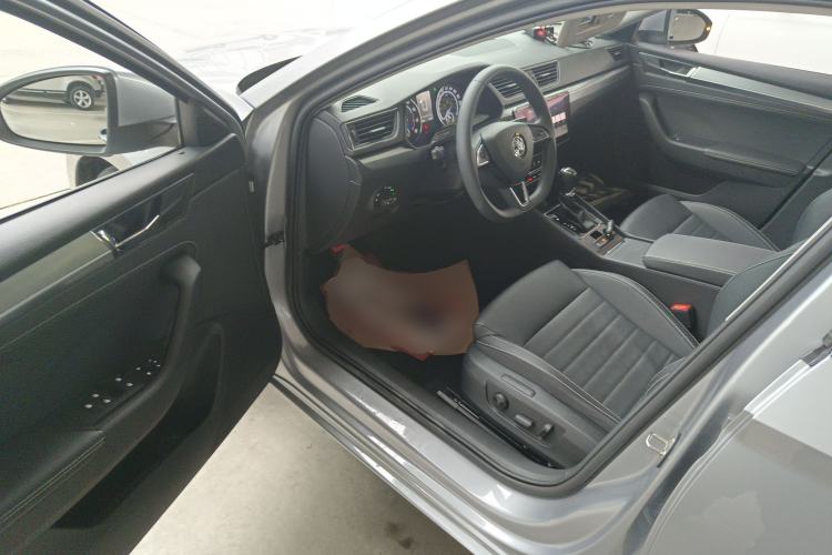 Used Skoda Superb 2021 TSI280 DSG Comfort Edition Driver Seat