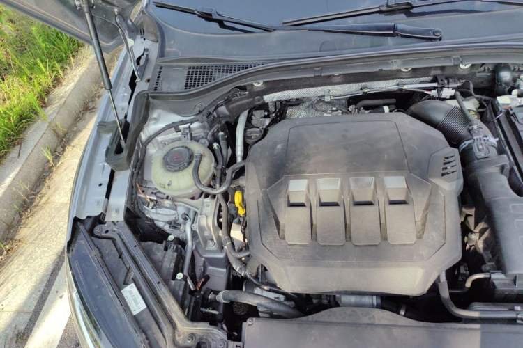 Used Skoda Superb 2021 TSI330 DSG Comfort Edition Engine Bay Right