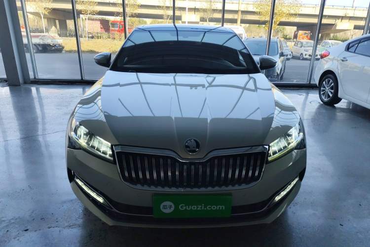 Used Skoda Superb 2021 TSI330 DSG Comfort Edition Exterior 1