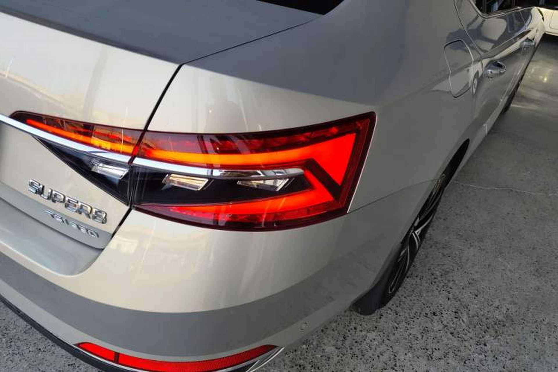 Used Skoda Superb 2021 TSI330 DSG Comfort Edition Exterior 6
