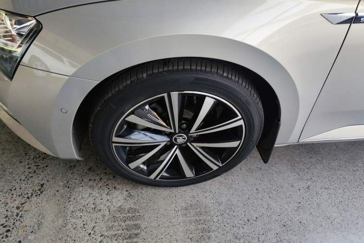 Used Skoda Superb 2021 TSI330 DSG Comfort Edition Exterior 7