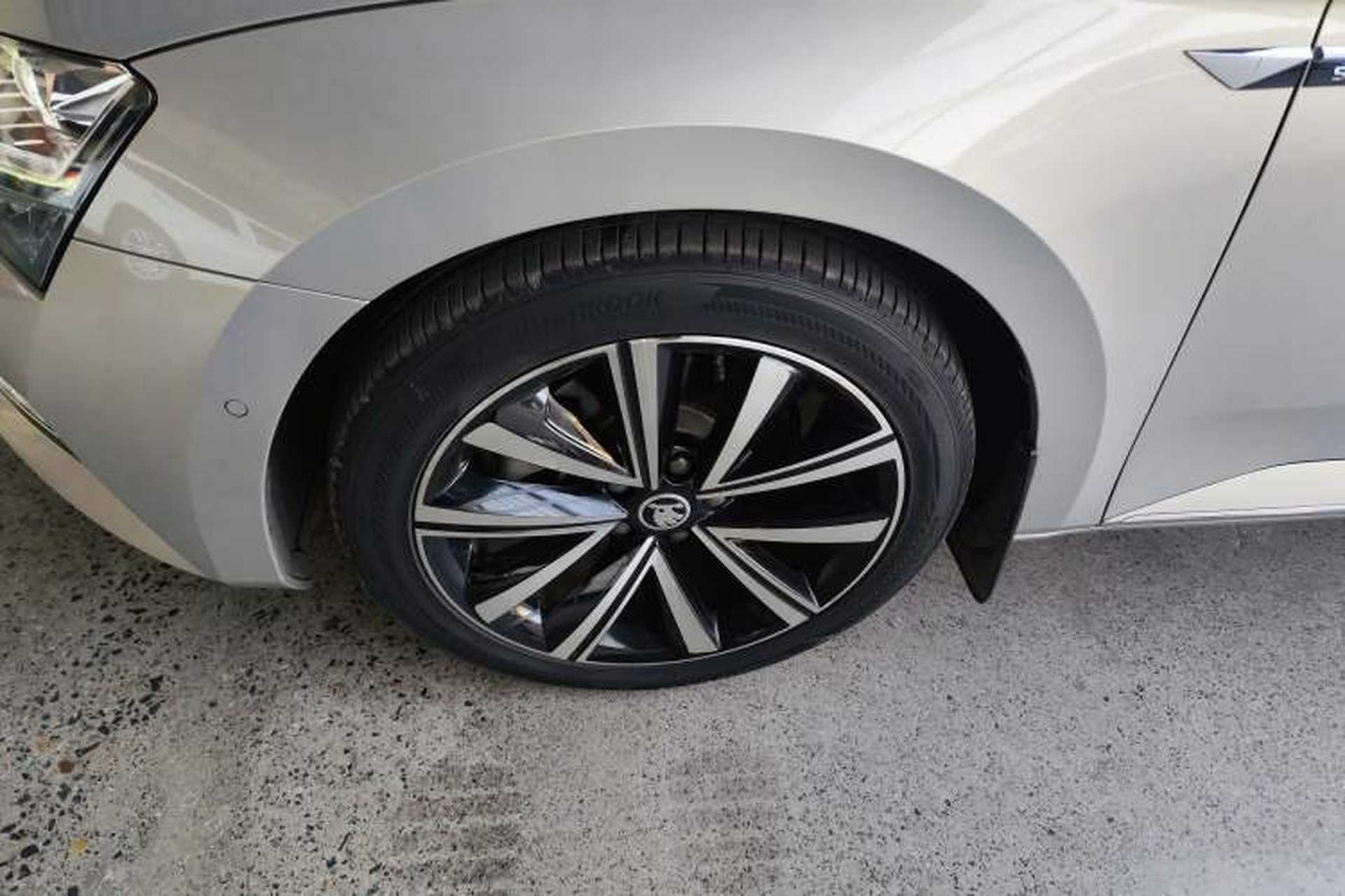 Used Skoda Superb 2021 TSI330 DSG Comfort Edition Exterior 7