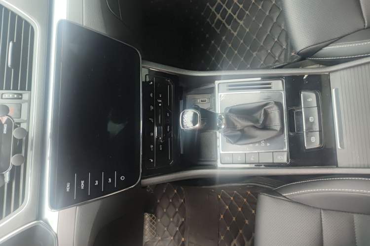 Used Skoda Superb 2021 TSI330 DSG Comfort Edition Interior 4