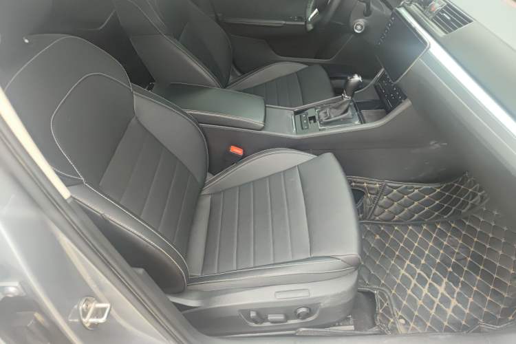 Used Skoda Superb 2021 TSI330 DSG Comfort Edition Right Front Seat