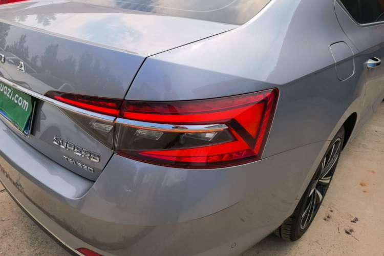 Used Skoda Superb 2021 TSI330 DSG Comfort Edition Right Rear Taillight