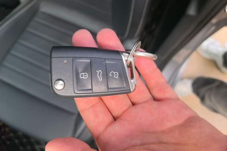 Used Skoda Superb 2021 TSI330 DSG Comfort Edition Vehicle Key