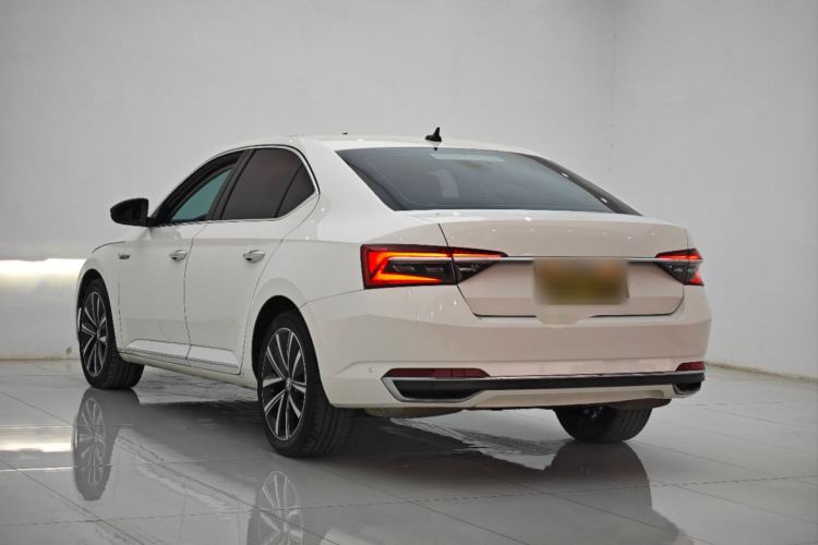 Used Skoda Superb 2021 TSI330 DSG Comfort Edition Exterior 3